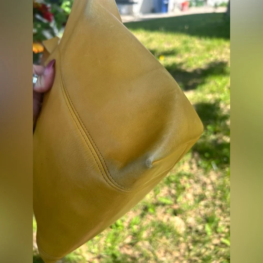 1994 True Vintage Coach Waverly Yellow Tote Bag​ - Picture 8 of 15